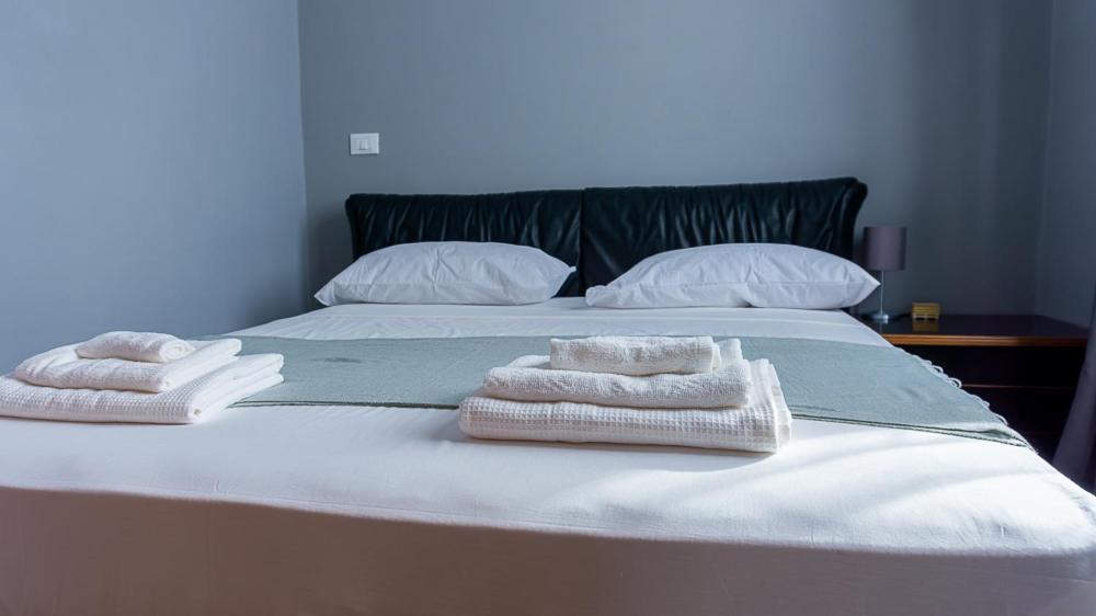 Elohim House Apartment เจนัว ภายนอก รูปภาพ